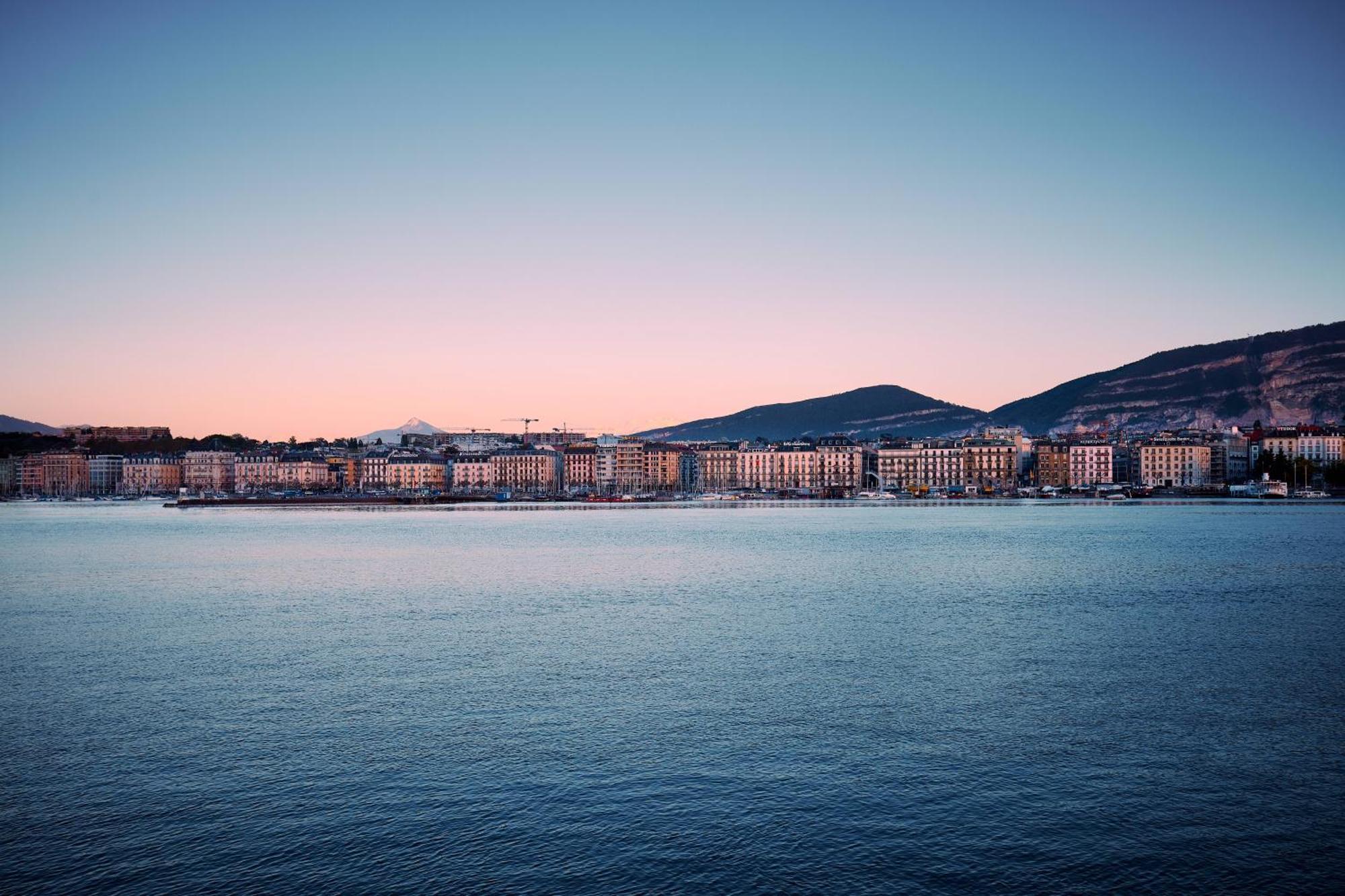 Adina Apartment Hotel Geneva Vernier Bagian luar foto